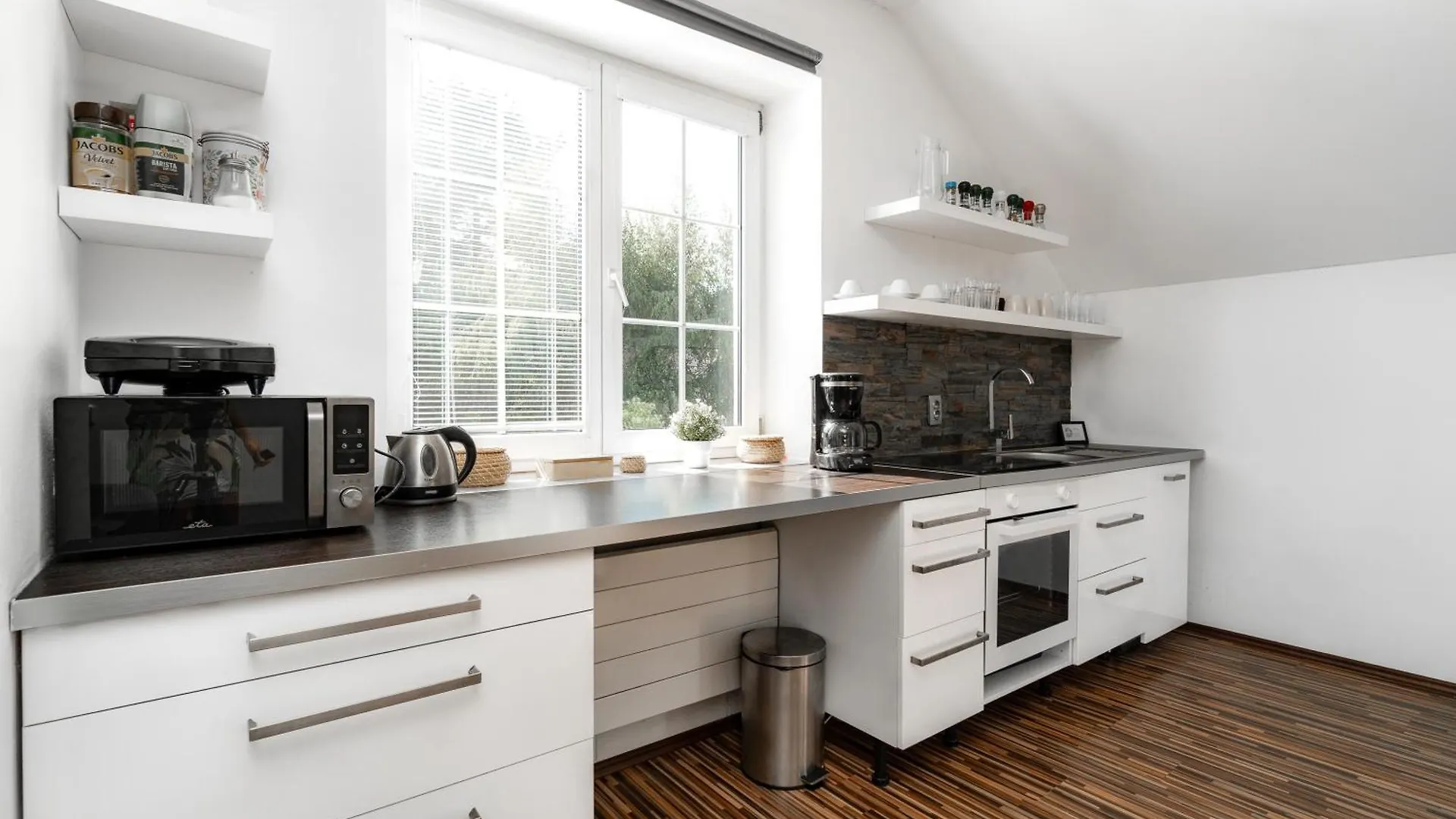 Beautiful Apartments With Parking In A Quiet Location Ostrava Holiday home